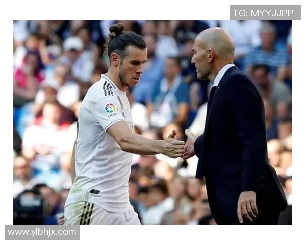 足球明星背后的故事揭秘他的后爹是谁以及他们之间的关系